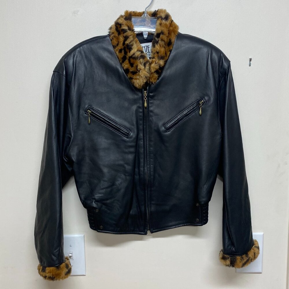 FIRENZE Women's Leather Jacket W/ Leopard Print Fuzz Medium Black